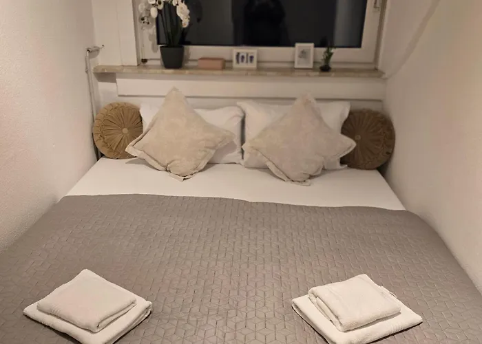 Gaestehaus Bergedorf 2 Couette-café 3*